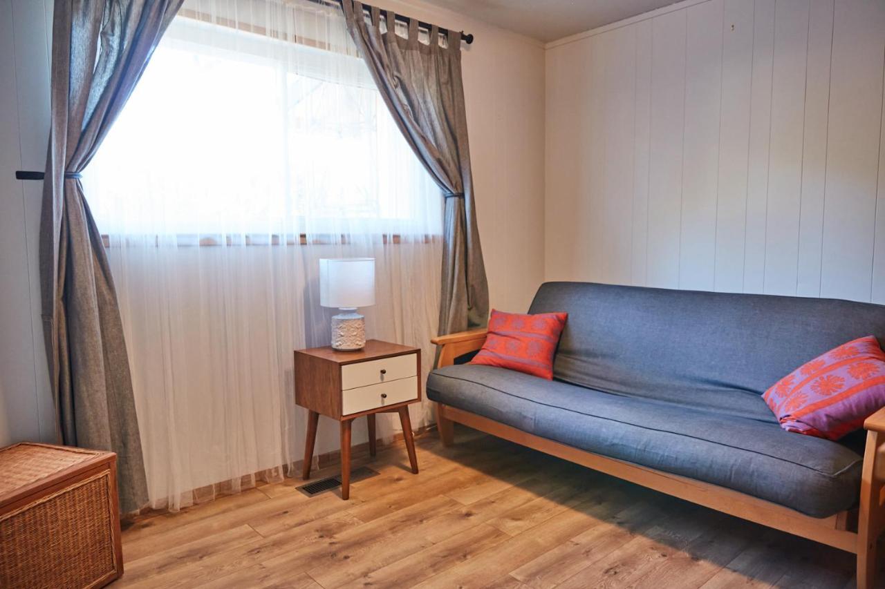 Bed And Barrel At Stonehouse Cellars Bed and Breakfast Clearlake Oaks Exteriör bild